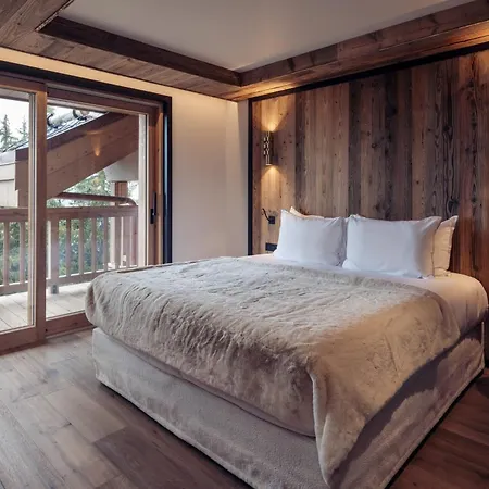 Antares Ursa 402 - Luxury Inski Out Apartment